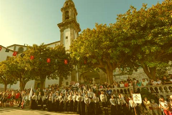 Escorts Santa Marta de Ortigueira, Spain — Local Companions