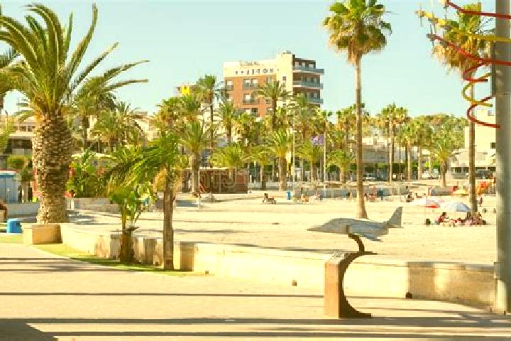 Escorts Santiago de la Ribera, Spain — Local Companions
