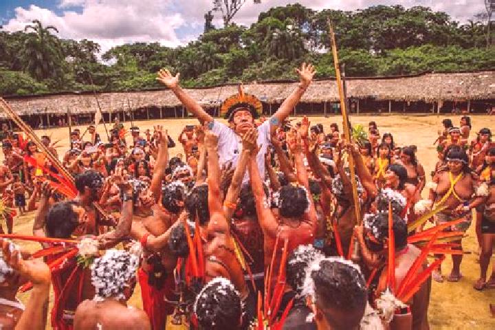 Escorts Sao Gabriel da Cachoeira, Brazil — Local Companions
