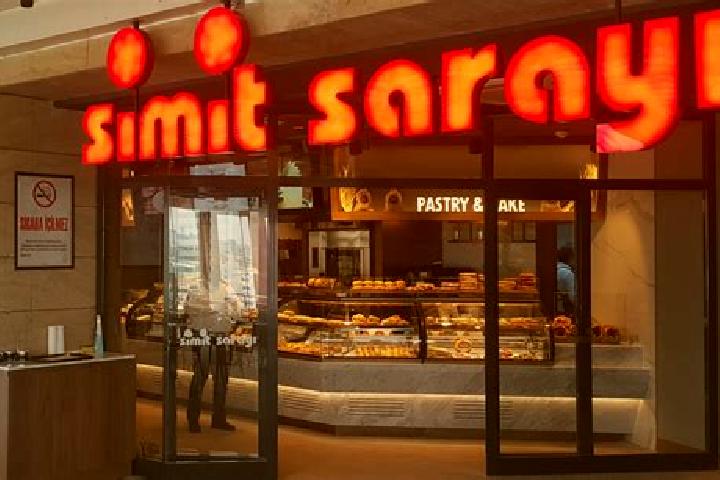Escorts Saray, Azerbaijan — Local Companions