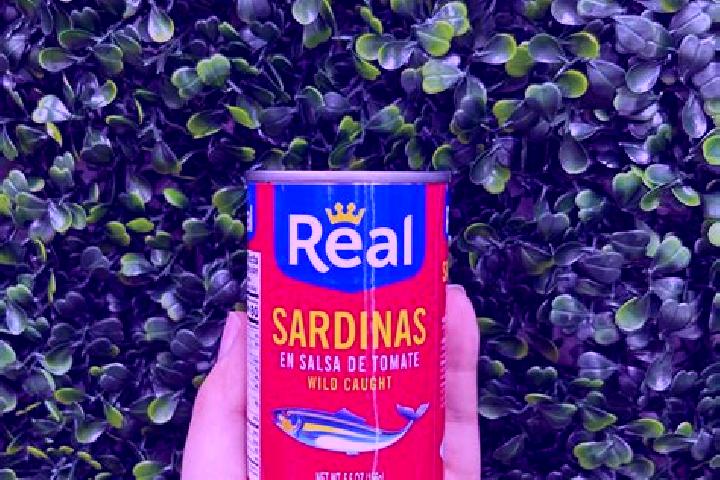 Escorts Sardinas, Ecuador — Local Companions
