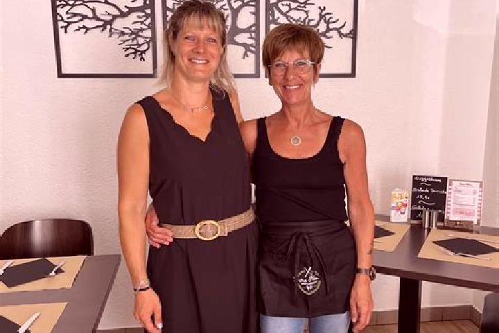 Escorts Sarre-Union, France — Local Companions