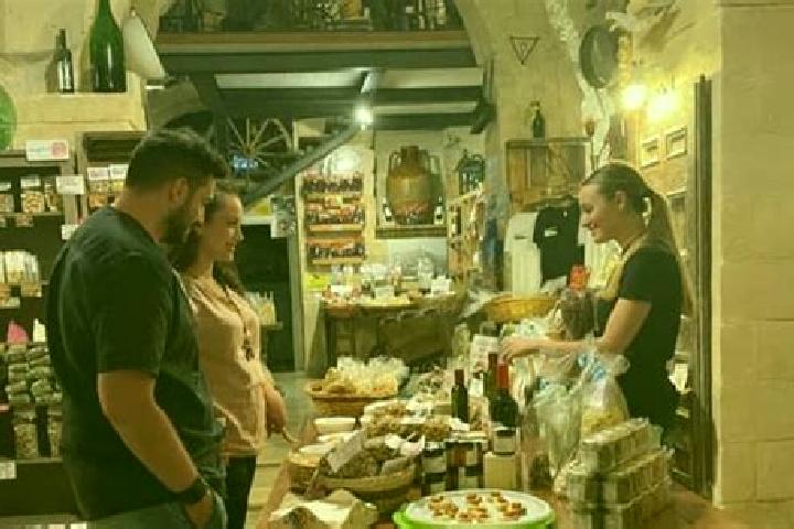 Escorts Sassi, Italy — Local Companions