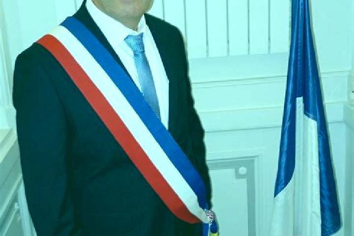 Escorts Sathonay-Village, France — Local Companions