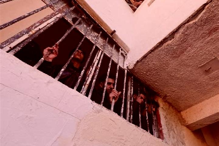 Escorts Saydnaya, Syria — Local Companions