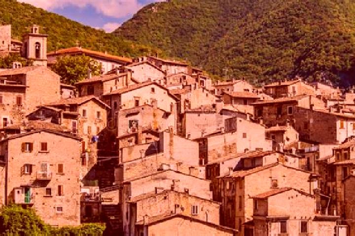 Escorts Scanno, Italy — Local Companions
