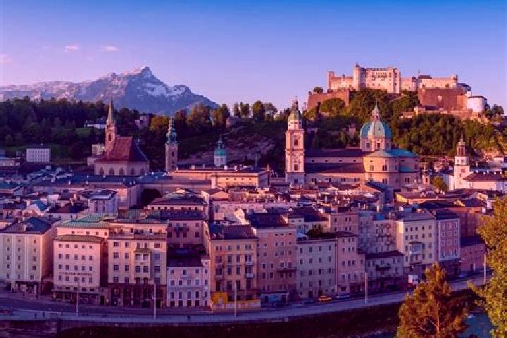Escorts Schandorf, Austria — Local Companions