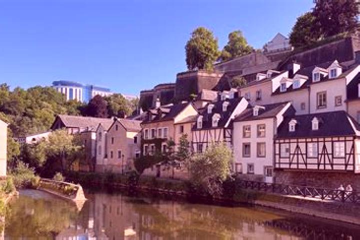 Escorts Schouweiler, Luxembourg — Local Companions