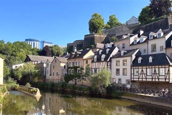 Escorts Schuttrange, Luxembourg — Local Companions