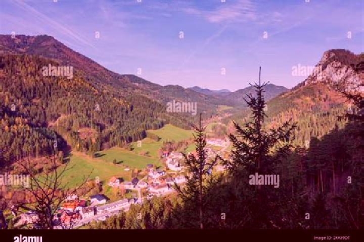 Escorts Schwarzau im Schwarzautal, Austria — Local Companions