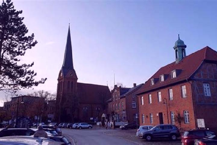 Escorts Schwarzenbek, Germany — Local Companions