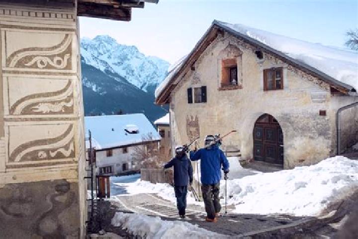 Escorts Scuol, Switzerland — Local Companions