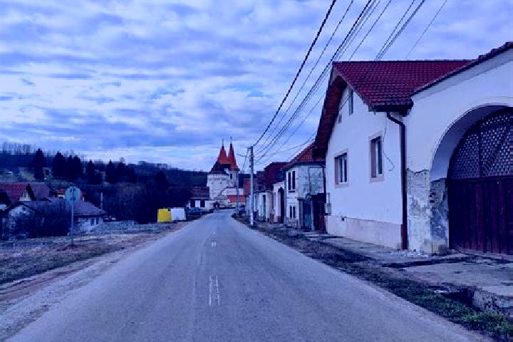Escorts Seica Mica, Romania — Local Companions