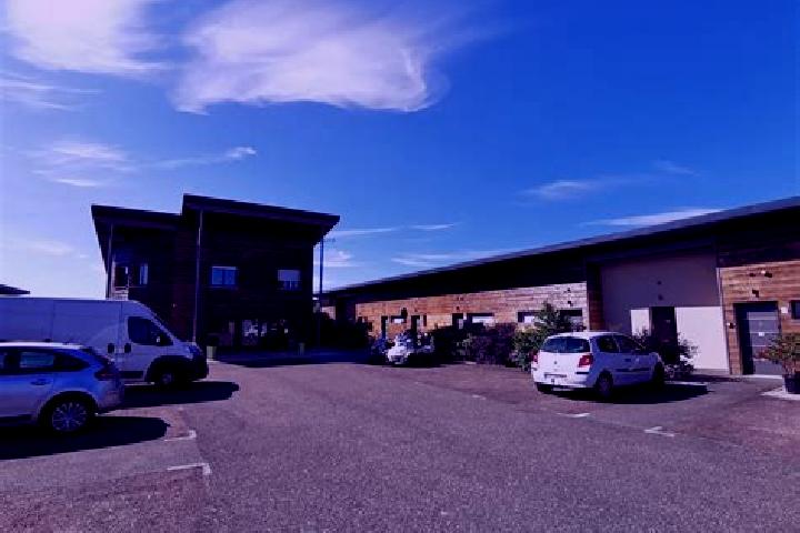 Escorts Semoutiers-Montsaon, France — Local Companions