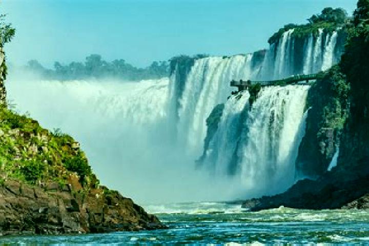 Escorts Serranopolis do Iguacu, Brazil — Local Companions