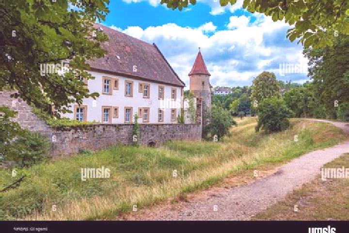 Escorts Sesslach, Germany — Local Companions