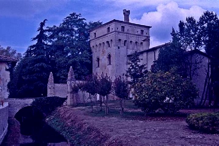Escorts Sesto al Reghena, Italy — Local Companions