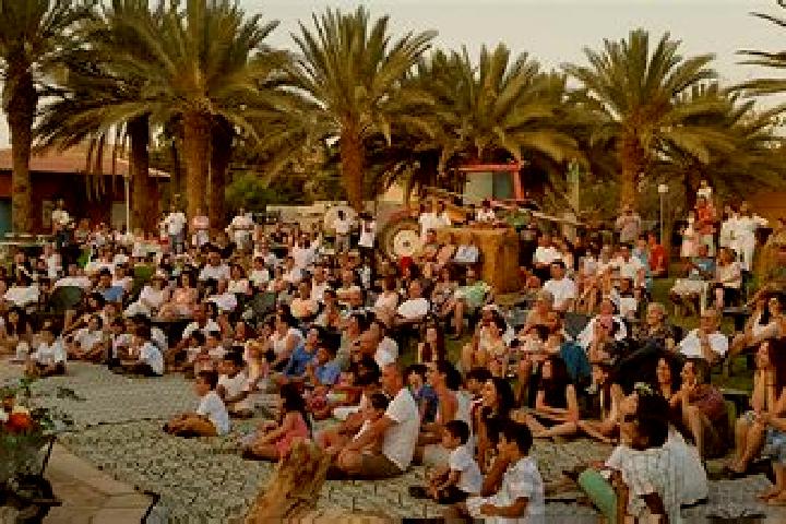 Escorts Sha ar HaGolan, Israel — Local Companions