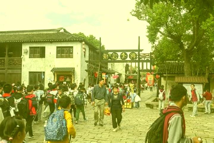 Escorts Shajiabang, China — Local Companions