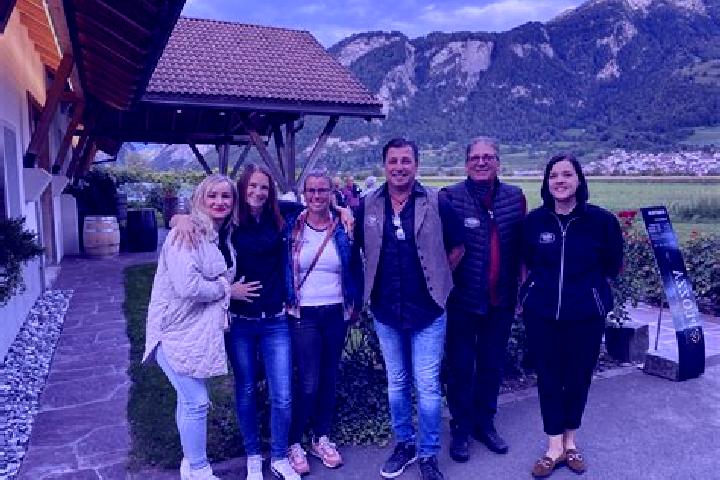 Escorts Siebnen, Switzerland — Local Companions