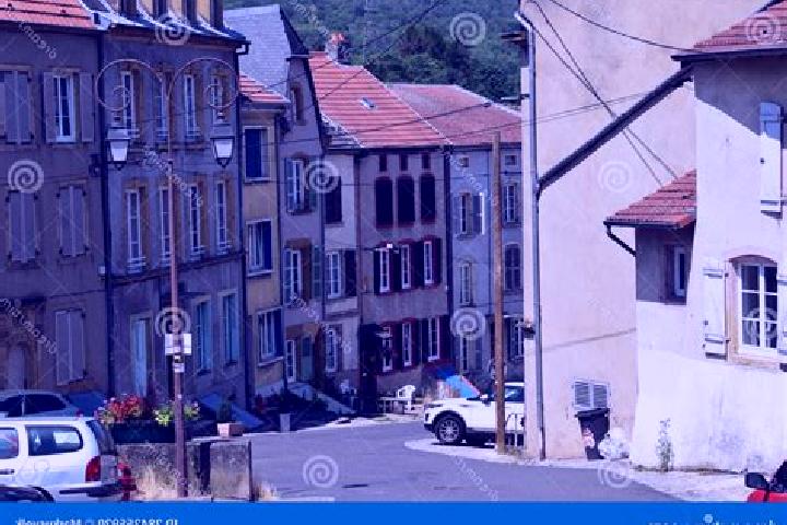 Escorts Sierck-les-Bains, France — Local Companions