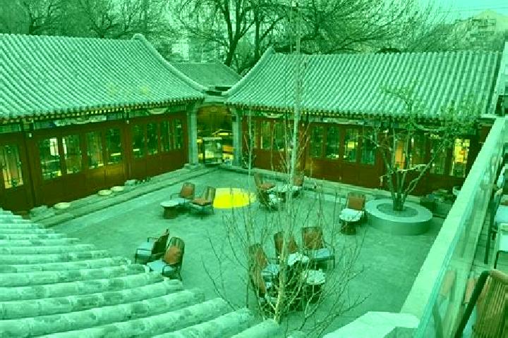 Escorts Siheyuan, China — Local Companions