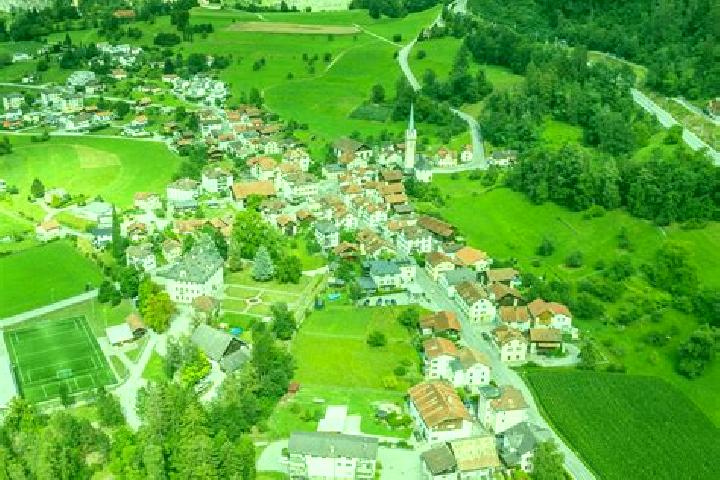 Escorts Sils im Domleschg, Switzerland — Local Companions