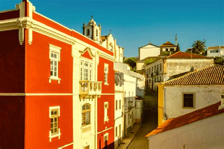 Escorts Silves, Portugal — Local Companions