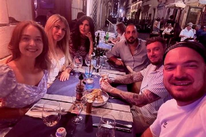 Escorts Simaxis, Italy — Local Companions