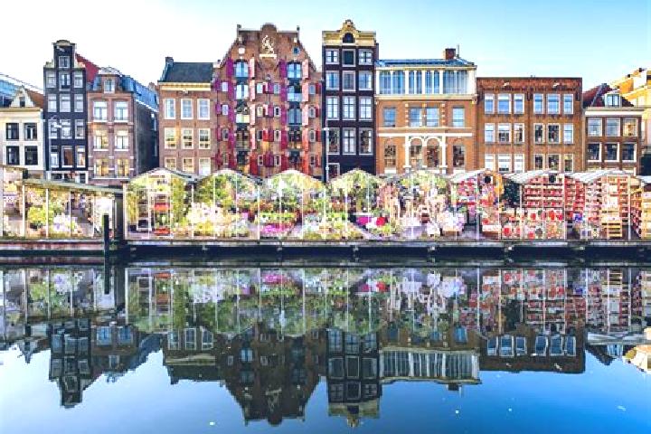 Escorts Sint Joost, Netherlands — Local Companions