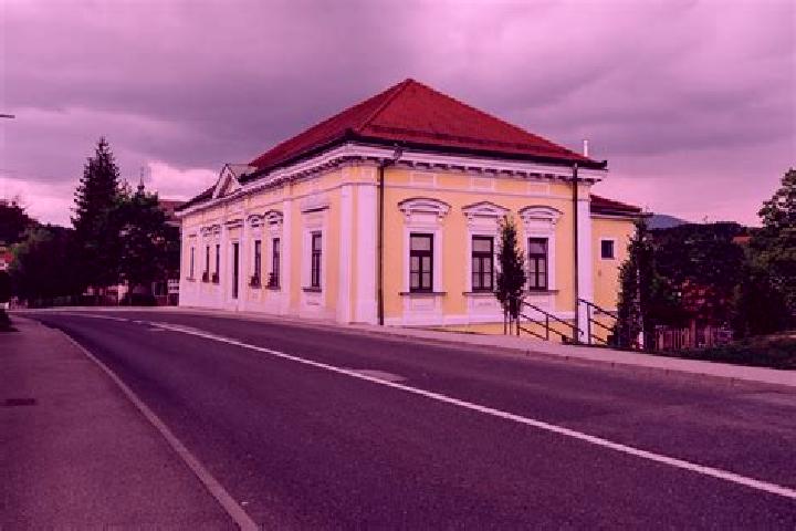 Escorts Smarje pri Jelsah, Slovenia — Local Companions