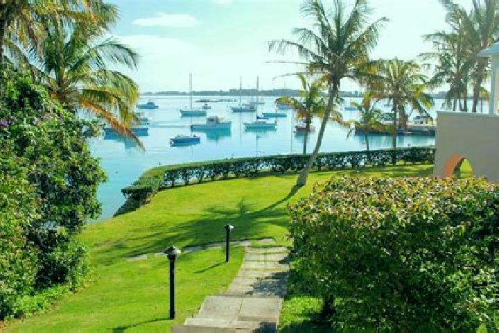 Escorts Smith s Parish, Bermuda — Local Companions
