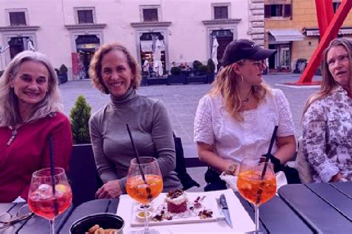 Escorts Soliera, Italy — Local Companions