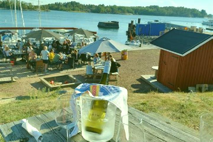 Escorts Sottunga, Aland Islands — Local Companions