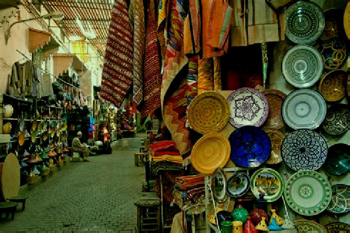Escorts Souk El Arbaa, Morocco — Local Companions