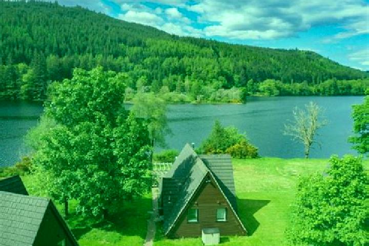Escorts Spean Bridge, United Kingdom — Local Companions