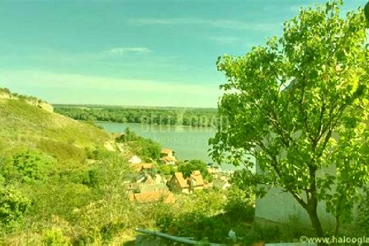 Escorts Stari Slankamen, Serbia — Local Companions