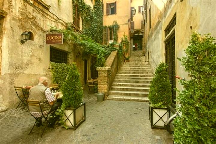 Escorts Stazione di Pavona-Palazzo Margana, Italy — Local Companions