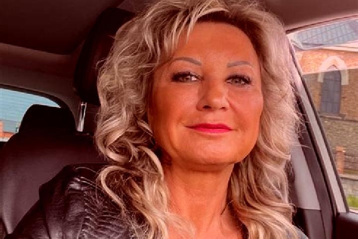 Escorts Steti, Czech Republic — Local Companions