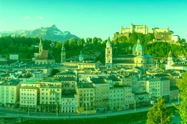 Escorts Sticklberg, Austria — Local Companions