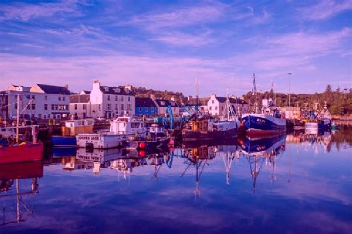 Escorts Stornoway, United Kingdom — Local Companions