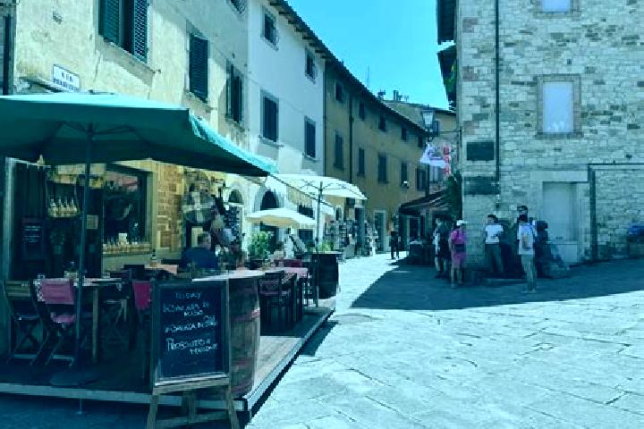 Escorts Strada in Chianti, Italy — Local Companions