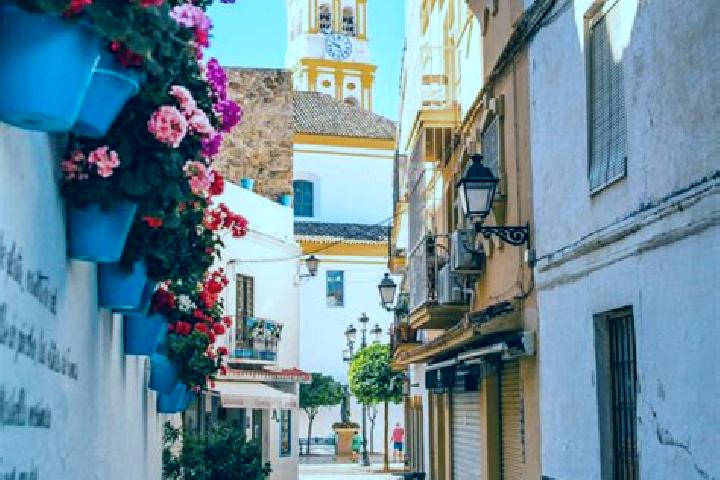 Escorts Sufli, Spain — Local Companions