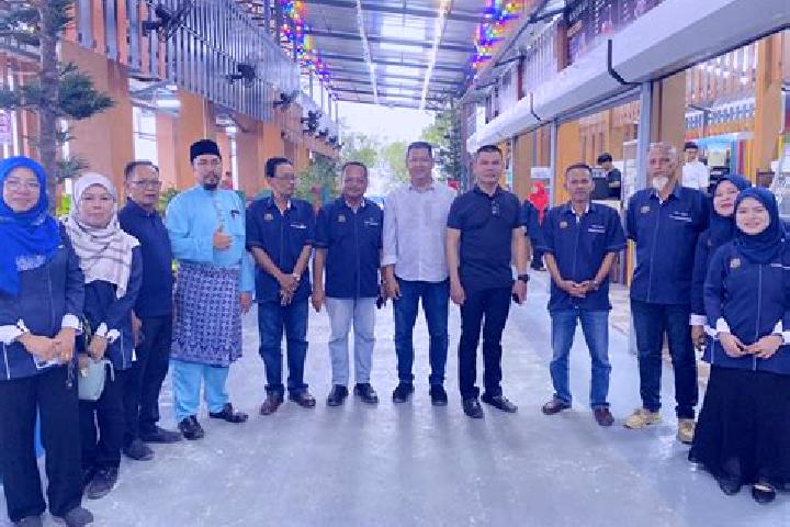 Escorts Sungai Hanching, Brunei — Local Companions