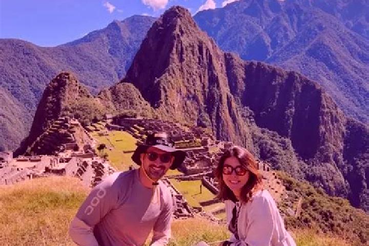 Escorts Supe, Peru — Local Companions