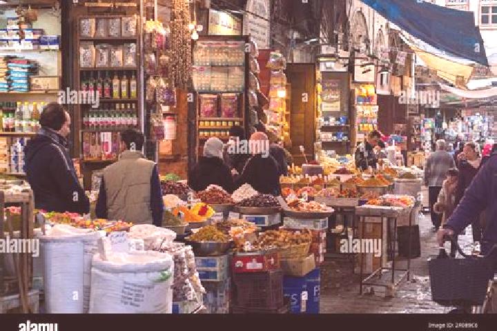 Escorts Suq al Khamis, Yemen — Local Companions