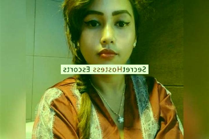 Escorts Sutojayan, Indonesia — Local Companions