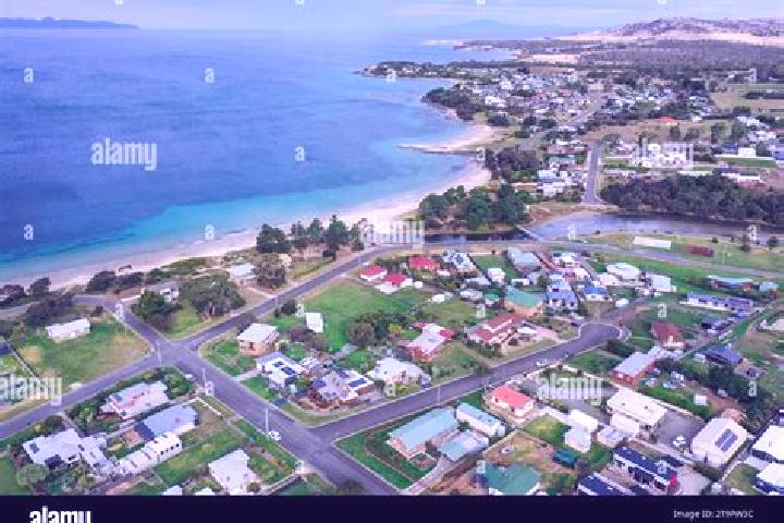 Escorts Swansea, Australia — Local Companions