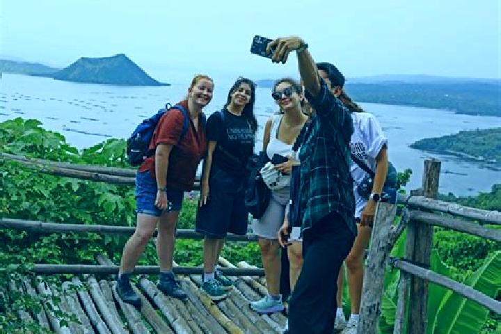 Escorts Taal, Philippines — Local Companions