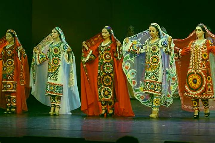 Escorts Tagob, Tajikistan — Local Companions